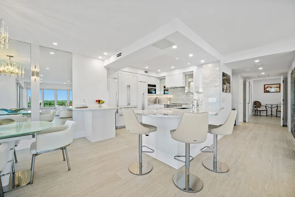 701 E Camino Real Boca Raton FL 33432