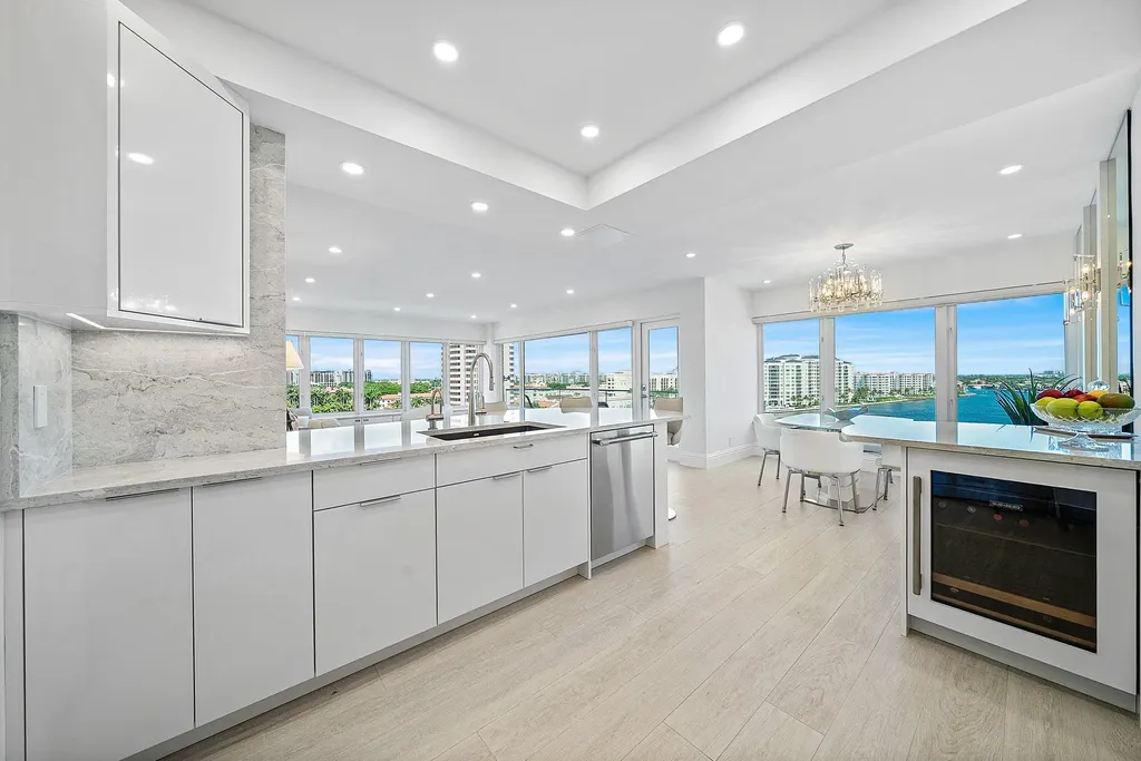 701 E Camino Real Boca Raton FL 33432