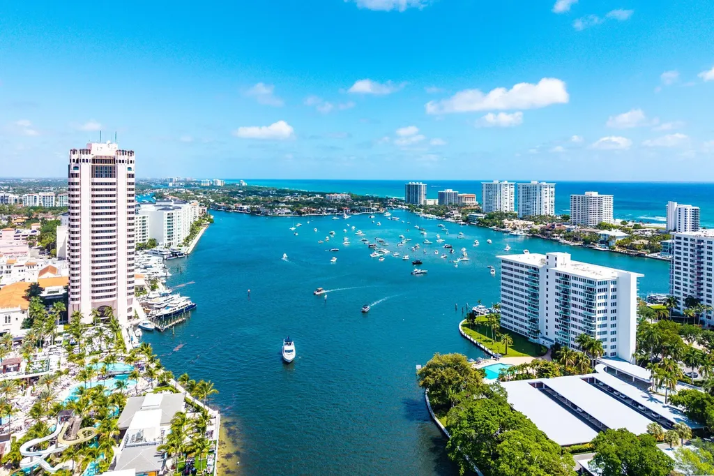 701 E Camino Real Boca Raton FL 33432