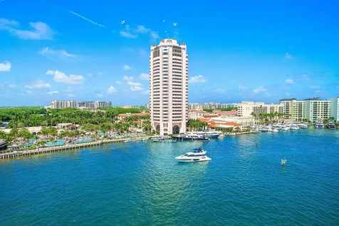 701 E Camino Real Boca Raton FL 33432