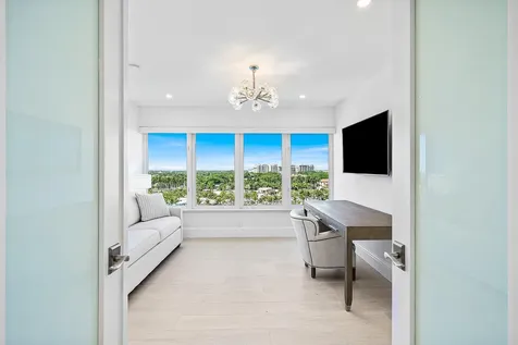 701 E Camino Real Boca Raton FL 33432