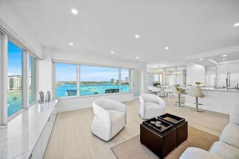 701 E Camino Real Boca Raton FL 33432