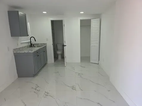 554 NW 102nd Street Miami FL 33150