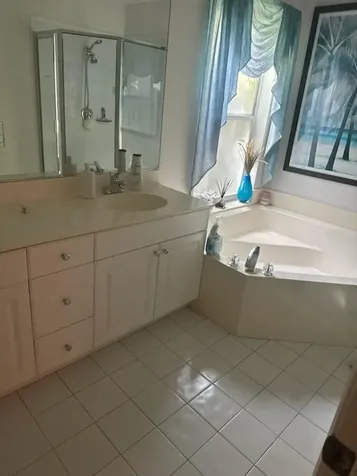 6037 Rossmoor Lakes Court Boynton Beach FL 33437