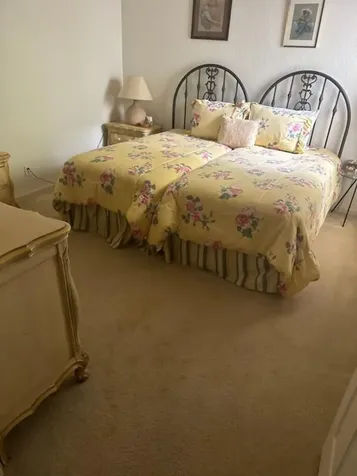 6037 Rossmoor Lakes Court Boynton Beach FL 33437