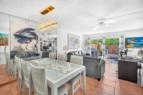 450 SE 7th Street Dania Beach FL 33004