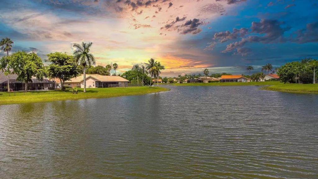 20725 Waters Edge Court Boca Raton FL 33498