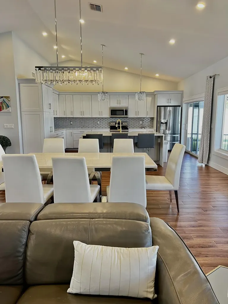20725 Waters Edge Court Boca Raton FL 33498