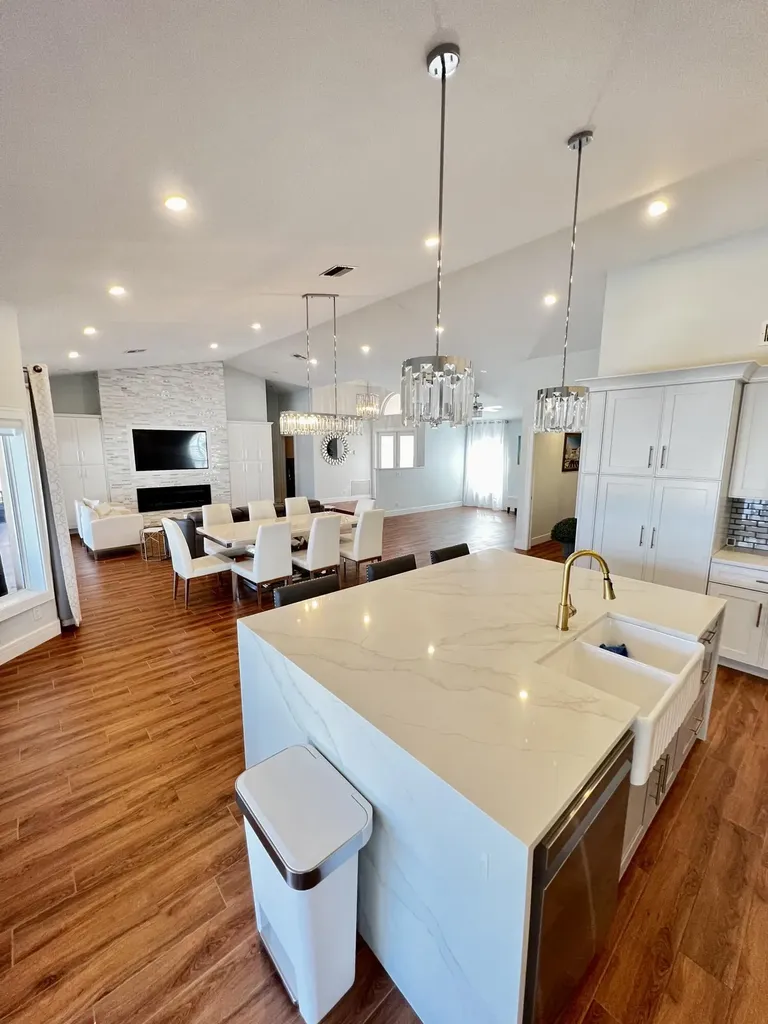 20725 Waters Edge Court Boca Raton FL 33498