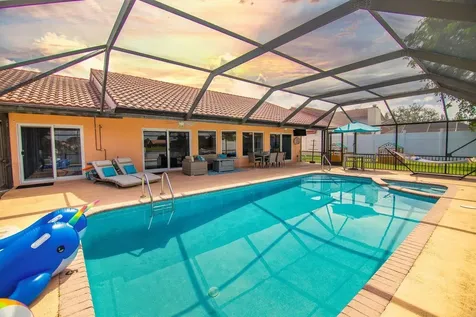 20725 Waters Edge Court Boca Raton FL 33498