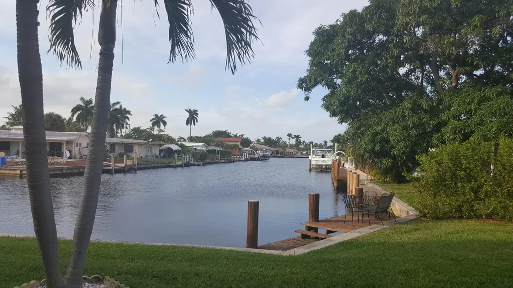 1420 SE 4th Avenue Pompano Beach FL