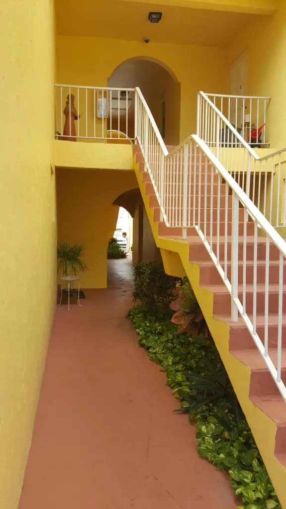 1420 SE 4th Avenue Pompano Beach FL