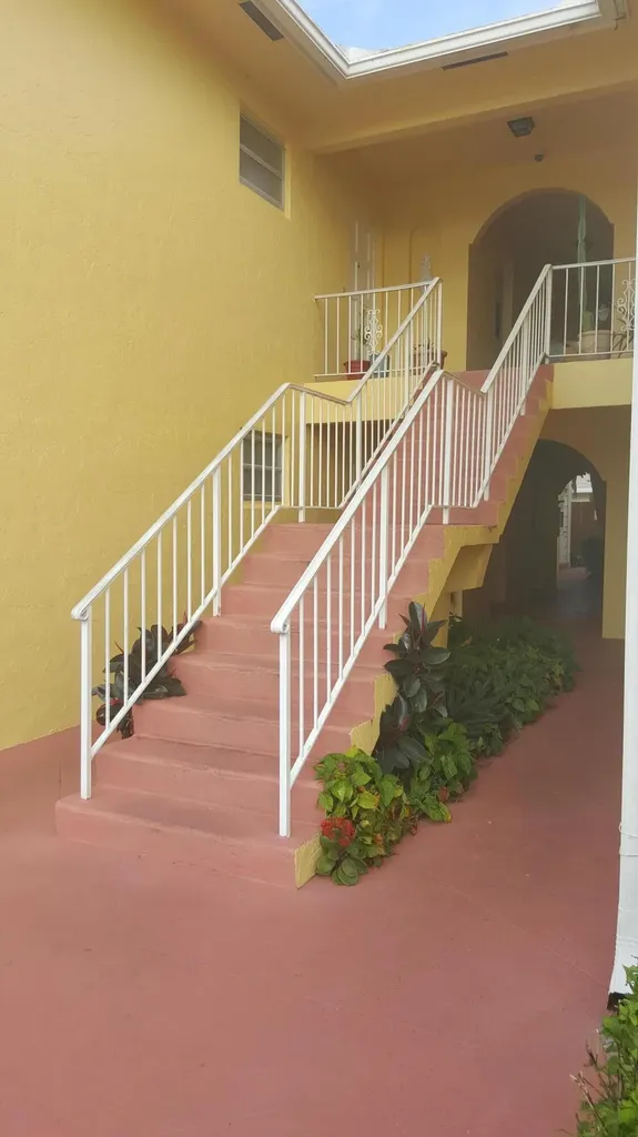 1420 SE 4th Avenue Pompano Beach FL