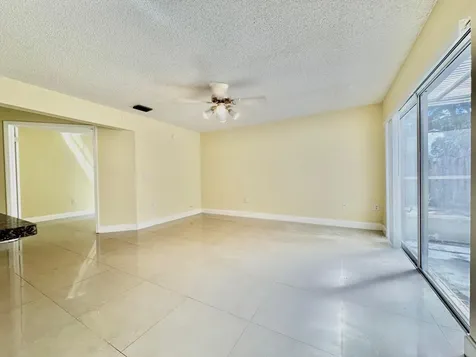 2572 NW 79th Avenue Margate FL 33063