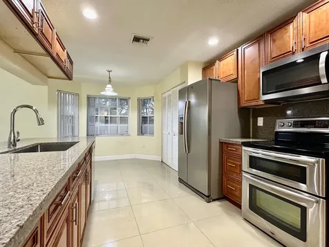 2572 NW 79th Avenue Margate FL 33063