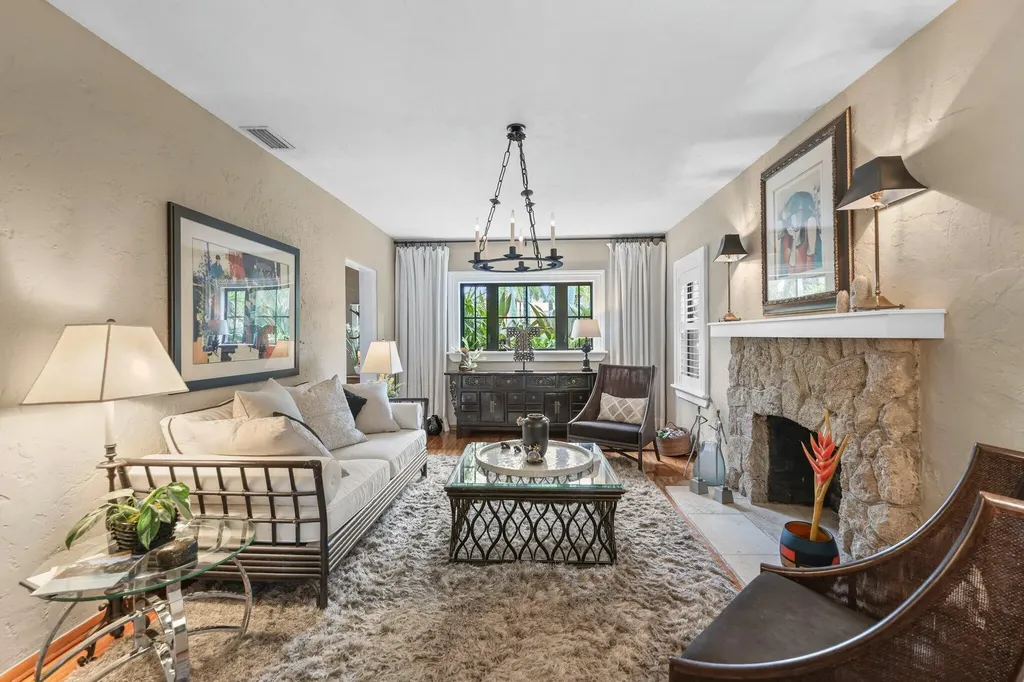 605 Sunset Road West Palm Beach FL 33401