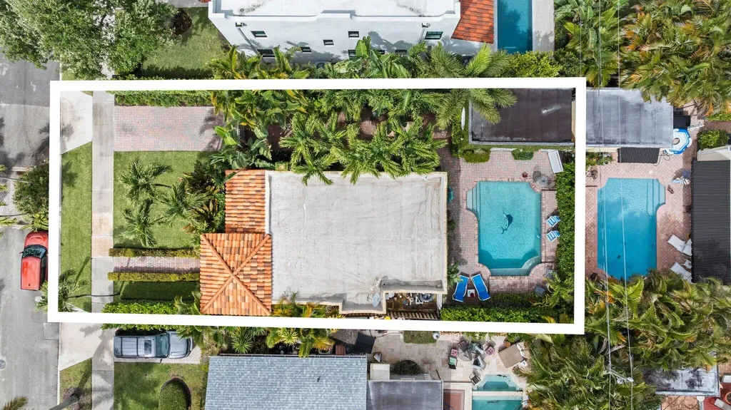 605 Sunset Road West Palm Beach FL 33401