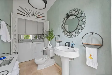 605 Sunset Road West Palm Beach FL 33401