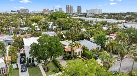 605 Sunset Road West Palm Beach FL 33401