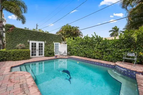 605 Sunset Road West Palm Beach FL 33401