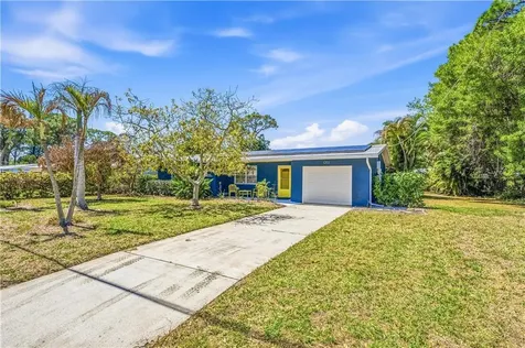 1202 SE Madison Avenue Stuart FL 34996