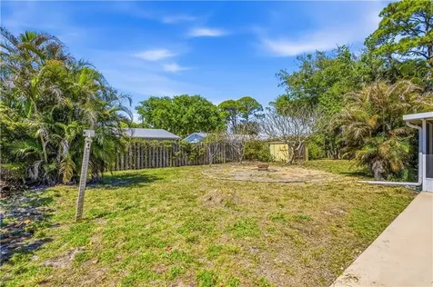 1202 SE Madison Avenue Stuart FL 34996