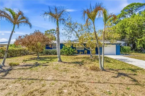 1202 SE Madison Avenue Stuart FL 34996