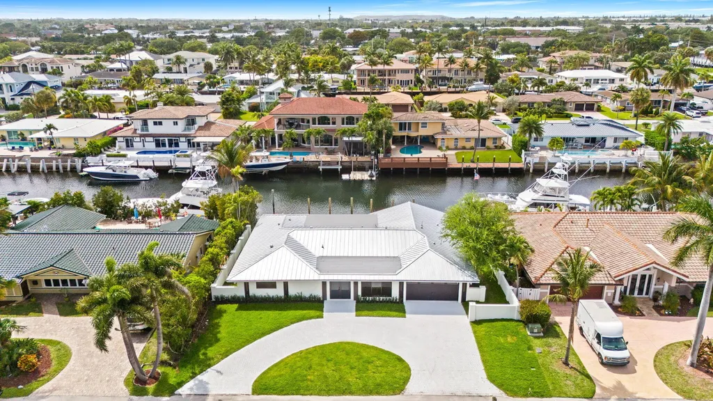 3821 NE 26th Avenue Lighthouse Point FL 33064
