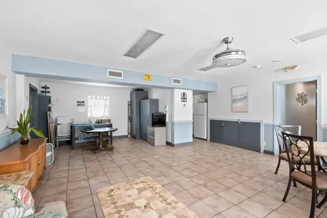 1520 Mckinley Street Hollywood FL 33020