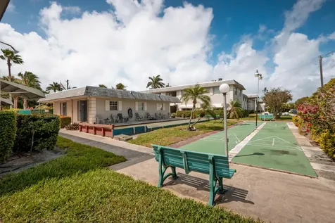 1520 Mckinley Street Hollywood FL 33020