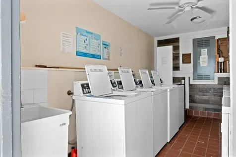1520 Mckinley Street Hollywood FL 33020