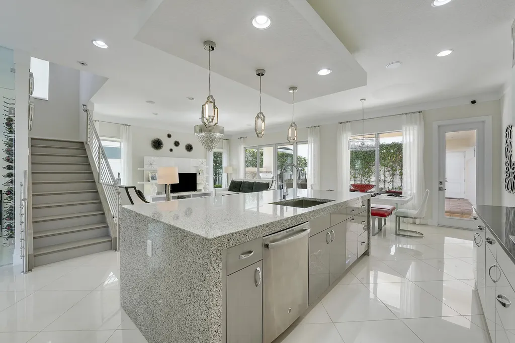 1022 Faulkner Terrace Palm Beach Gardens FL 33418