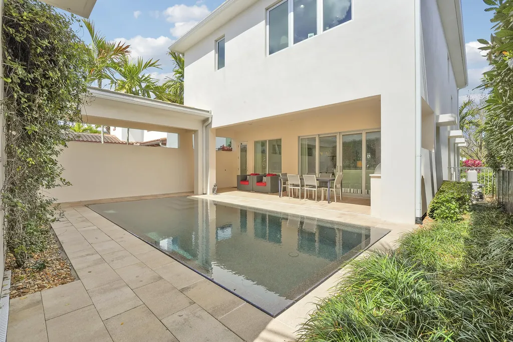 1022 Faulkner Terrace Palm Beach Gardens FL 33418