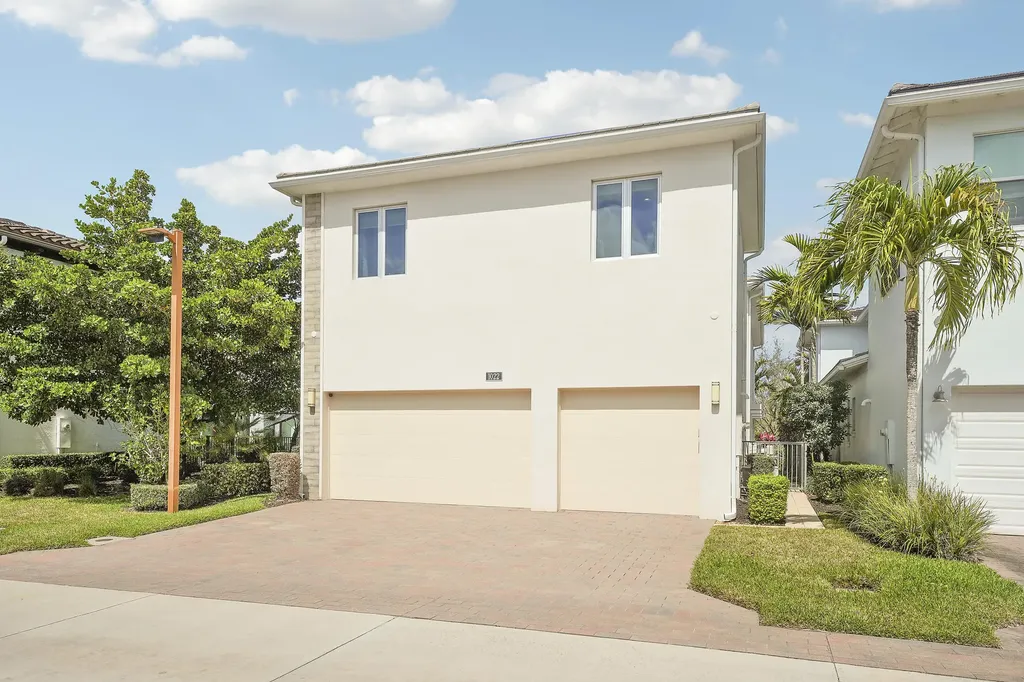 1022 Faulkner Terrace Palm Beach Gardens FL 33418
