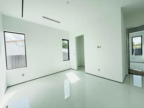 8966 SW 40th Terrace Miami FL 33165