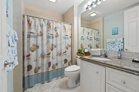 16 Harbour Isle Drive W Fort Pierce FL 34949