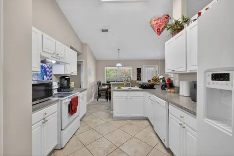 1525 SW Falmouth Avenue Port St Lucie FL 34953