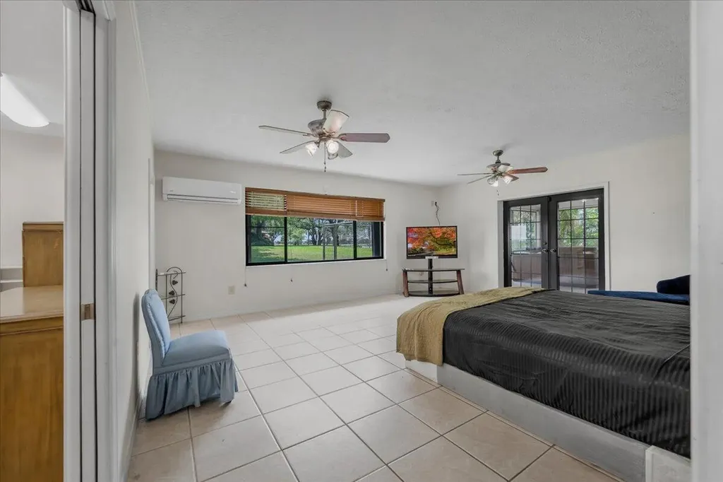 2531 River Road Moore Haven FL 33471