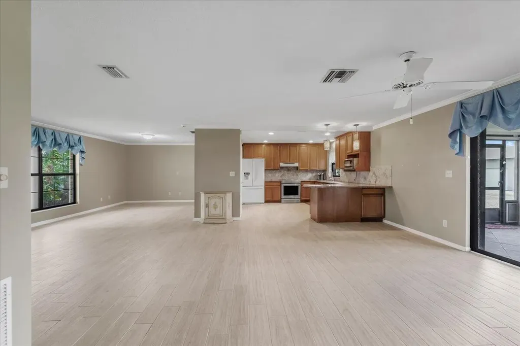 2531 River Road Moore Haven FL 33471