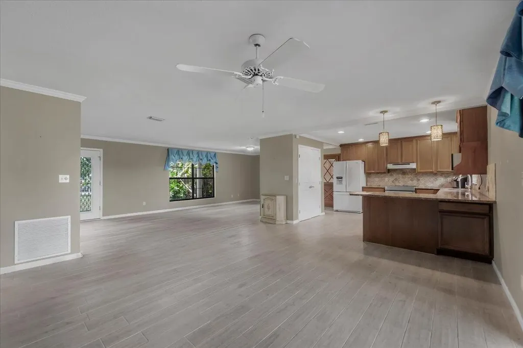 2531 River Road Moore Haven FL 33471