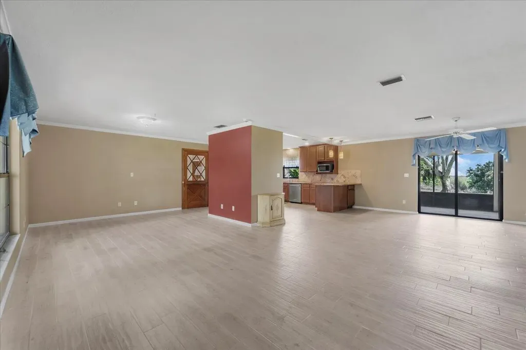 2531 River Road Moore Haven FL 33471