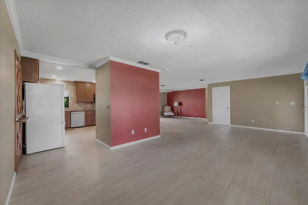 2531 River Road Moore Haven FL 33471
