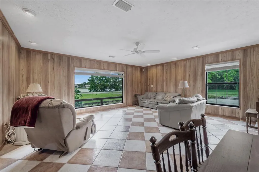 2531 River Road Moore Haven FL 33471