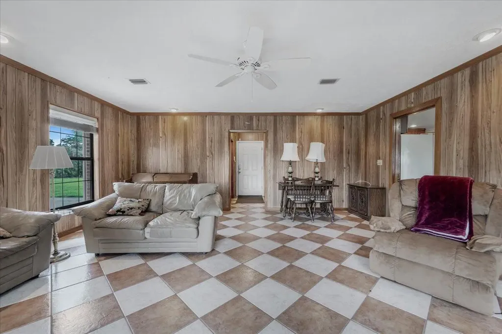 2531 River Road Moore Haven FL 33471