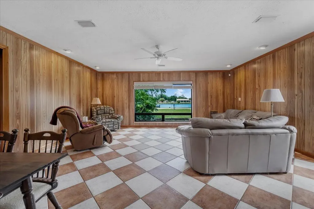 2531 River Road Moore Haven FL 33471