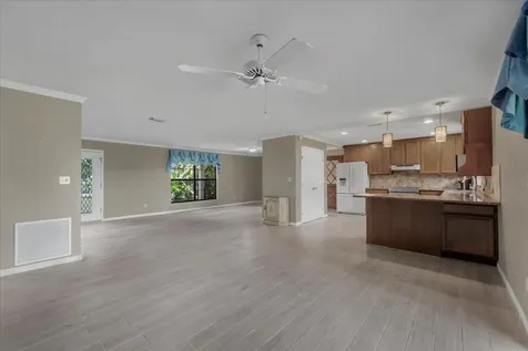2531 River Road Moore Haven FL 33471