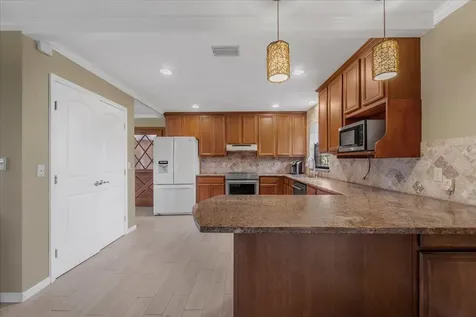 2531 River Road Moore Haven FL 33471