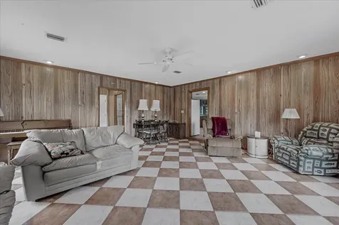 2531 River Road Moore Haven FL 33471