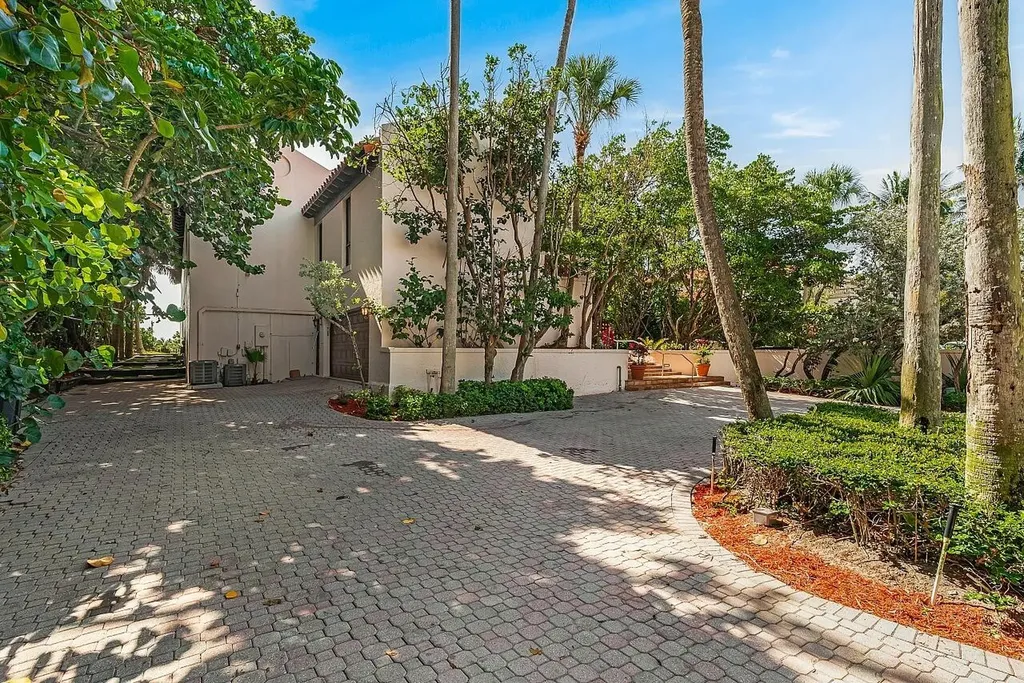 1 Ocean Lane Manalapan FL 33462