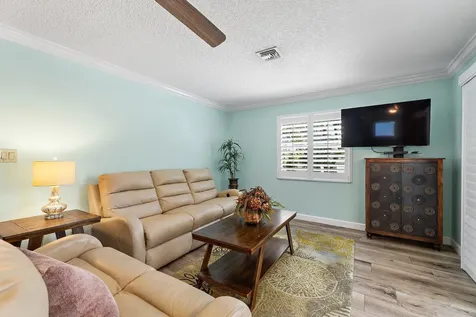 106 Chapel Lane Tequesta FL 33469
